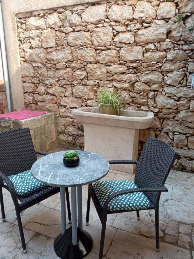 Rooms Zela 1 Korčula Exteriör bild